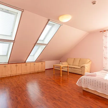 Delnicky Dum V Odrach Hotel